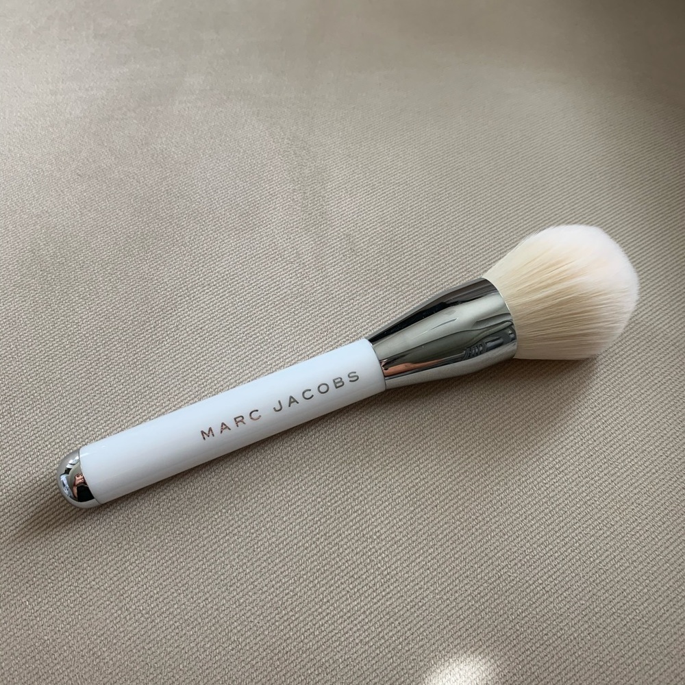 Marc Jacobs bronzer brush *limited edition*